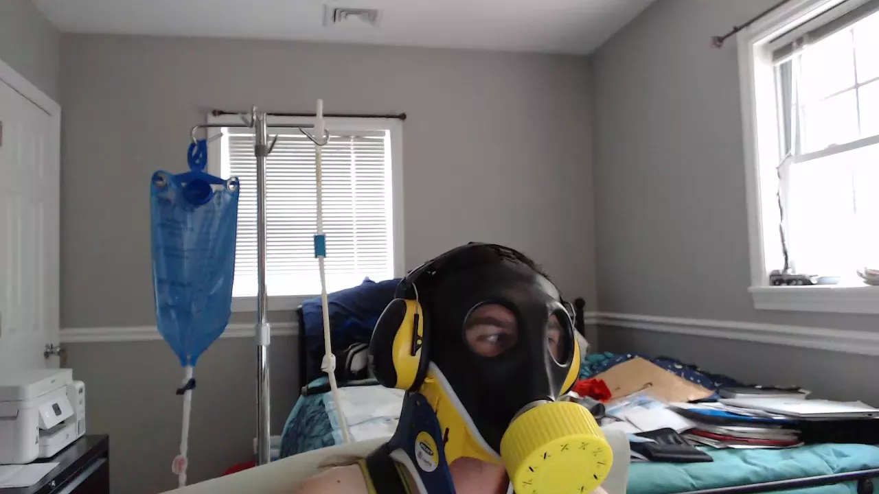 KinkySlutGuy on Cam4 