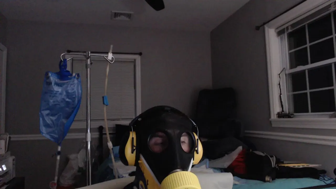 KinkySlutGuy on Cam4 