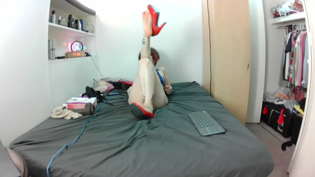 Offline KissraChick on Cam4