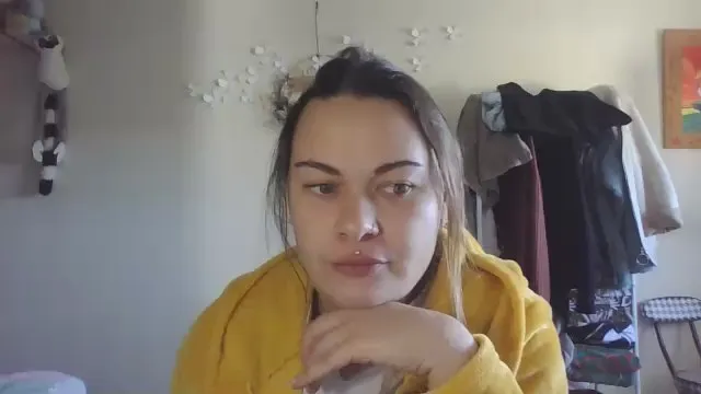 Offline kittyrossa on Cam4