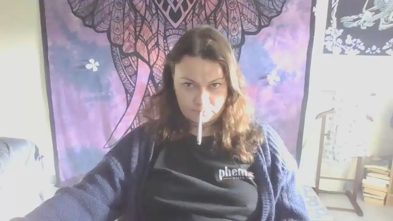 Offline kittyrossa on Cam4