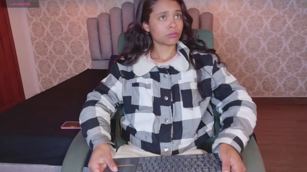 Offline kristall_06 on Cam4