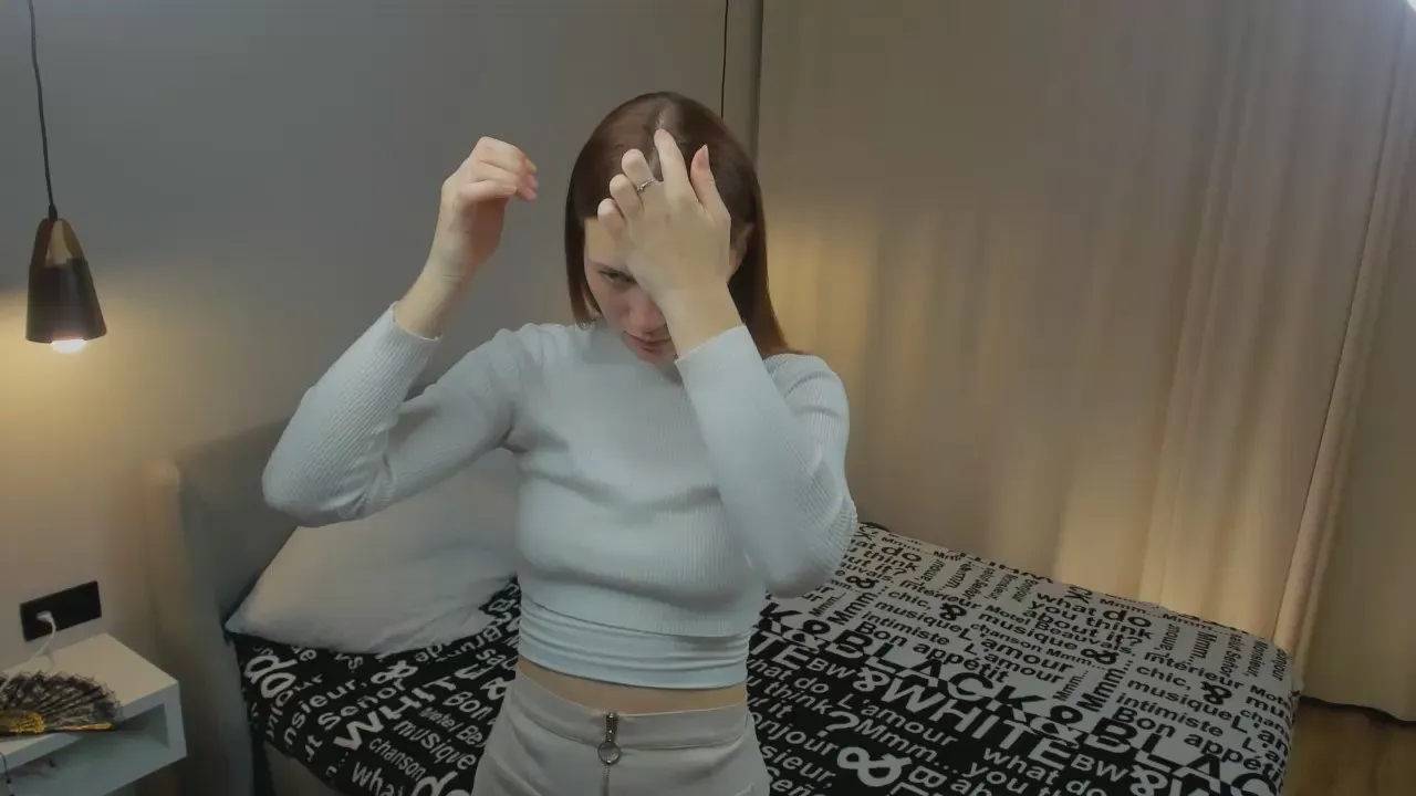 Offline KristanNewness on Cam4