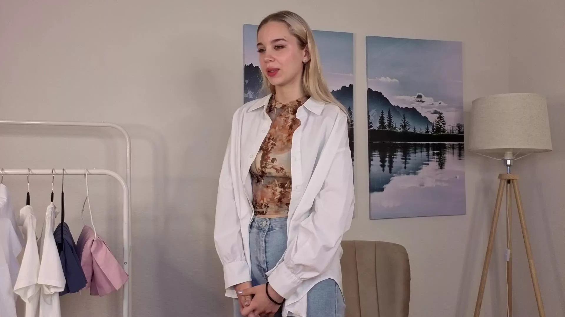 Offline KristenStegner on Cam4