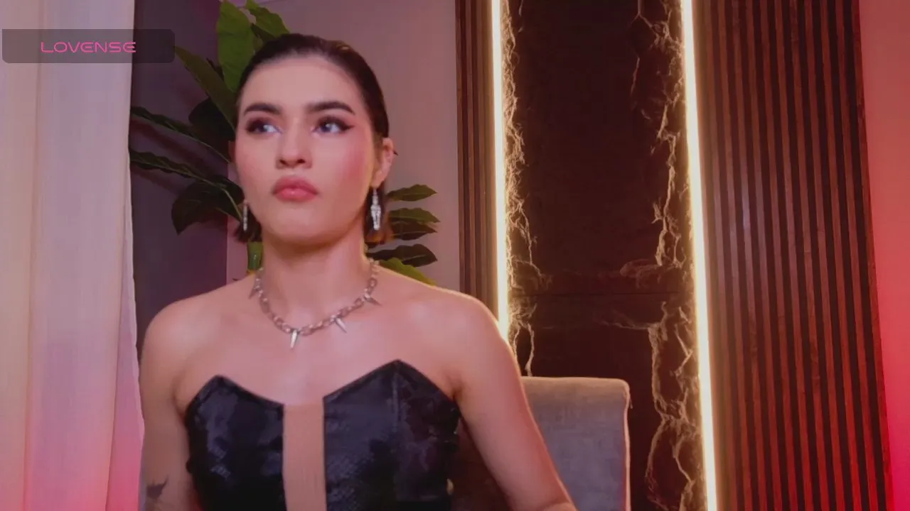 Freechat la_diabla_1 on Cam4