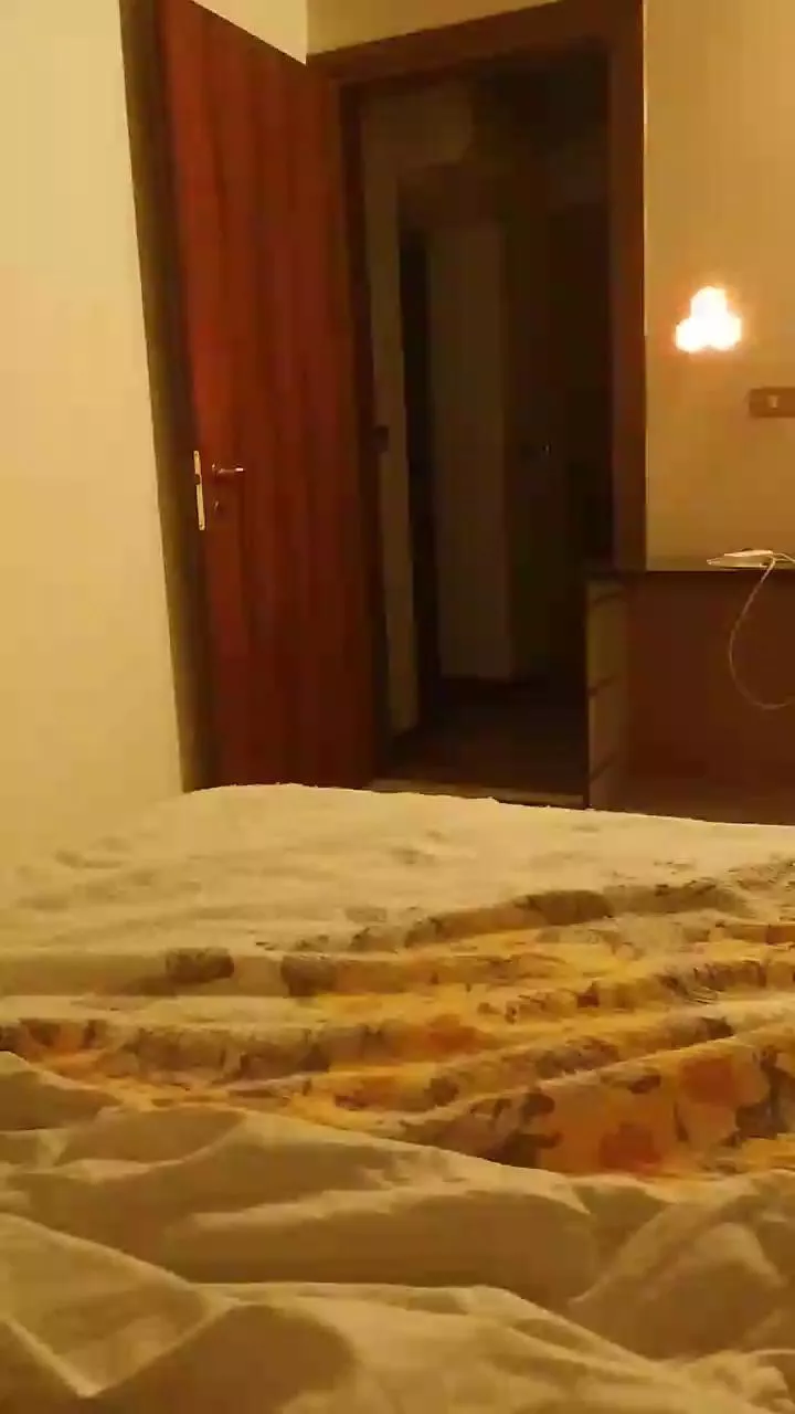 Offline Lacoppia9679 on Cam4