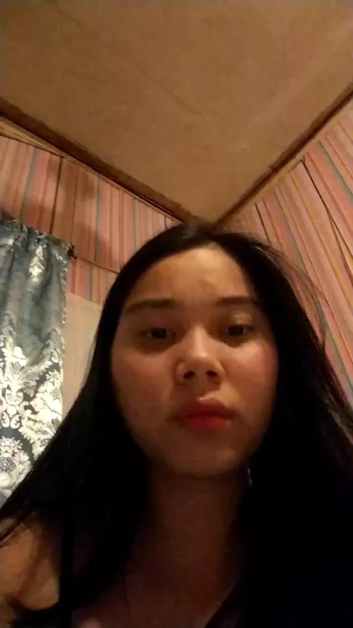 Freechat ladykisses23 on Cam4