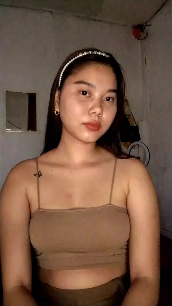 Freechat ladykisses23 on Cam4