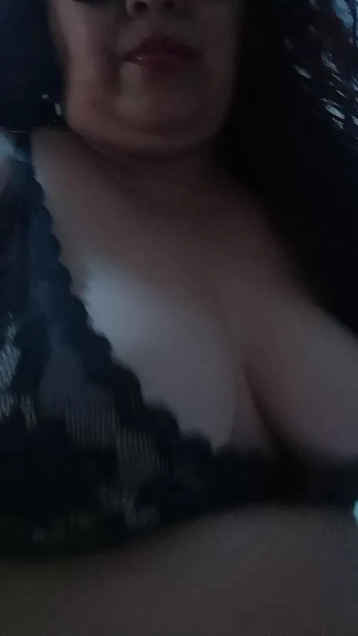 Offline Ladytropical1 on Cam4