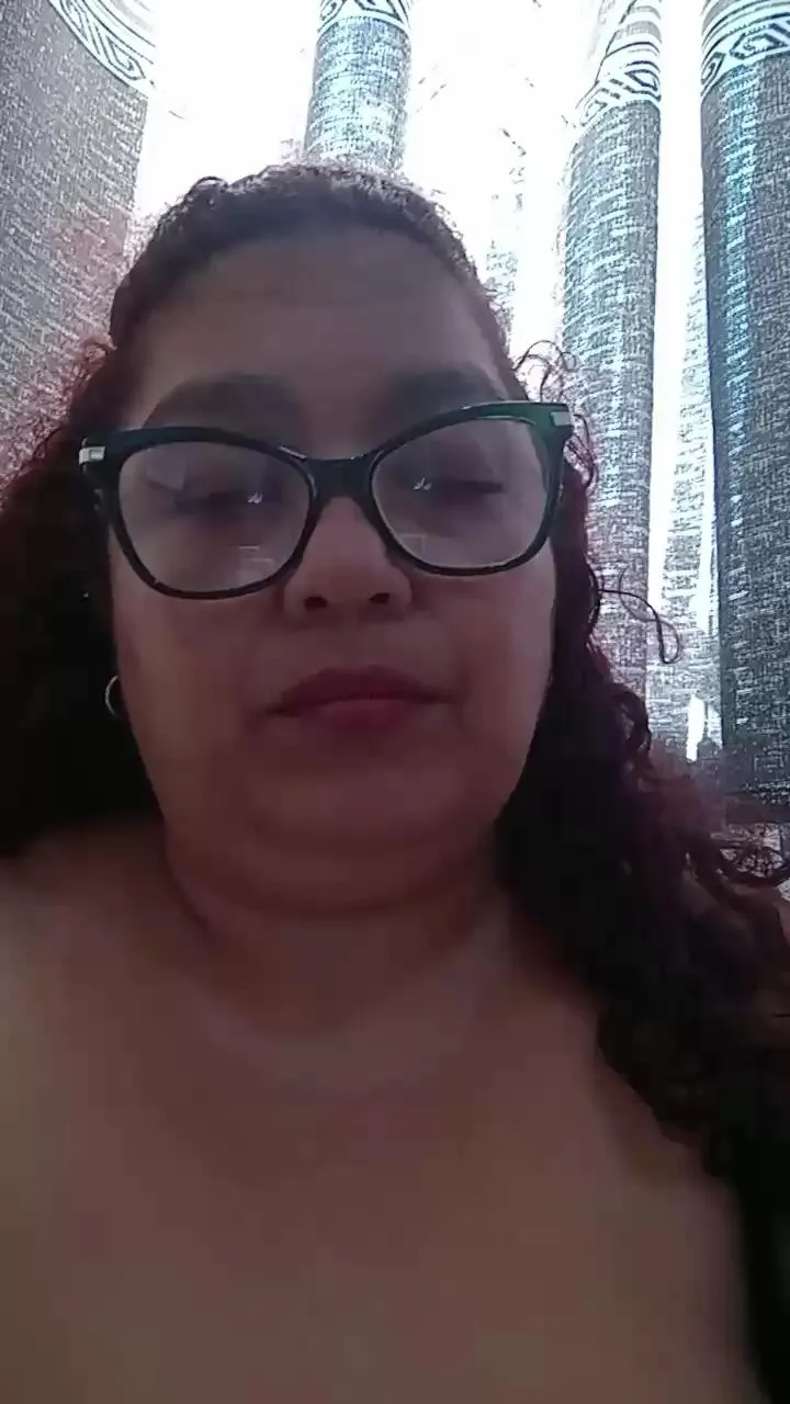 Offline Ladytropical1 on Cam4