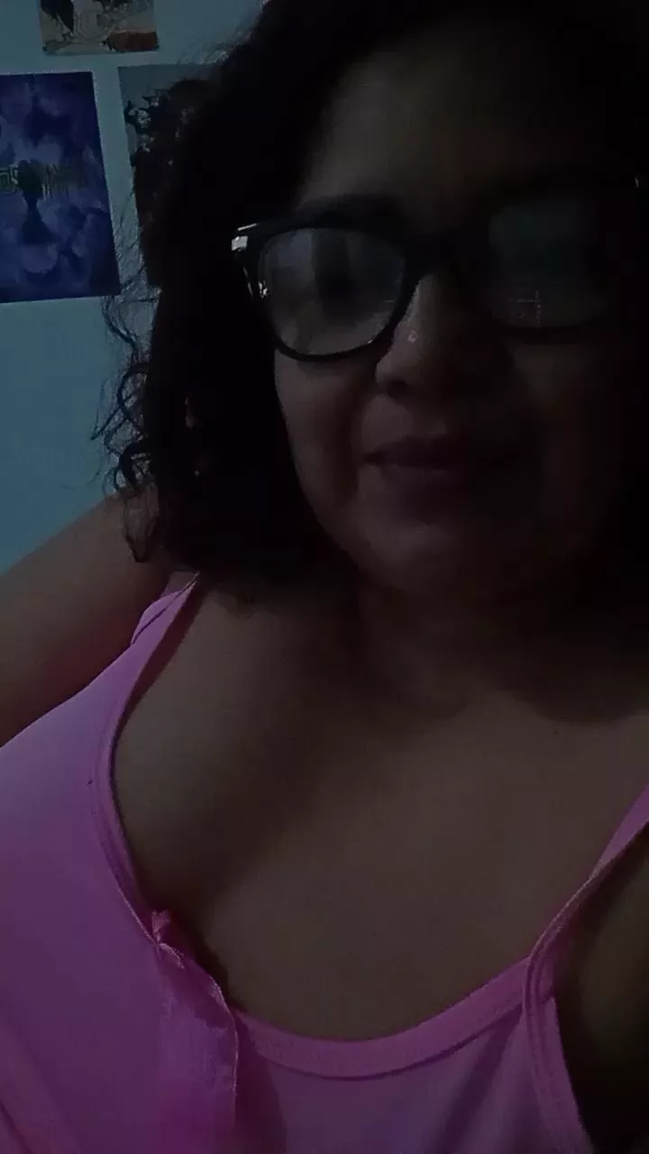 Offline Ladytropical1 on Cam4