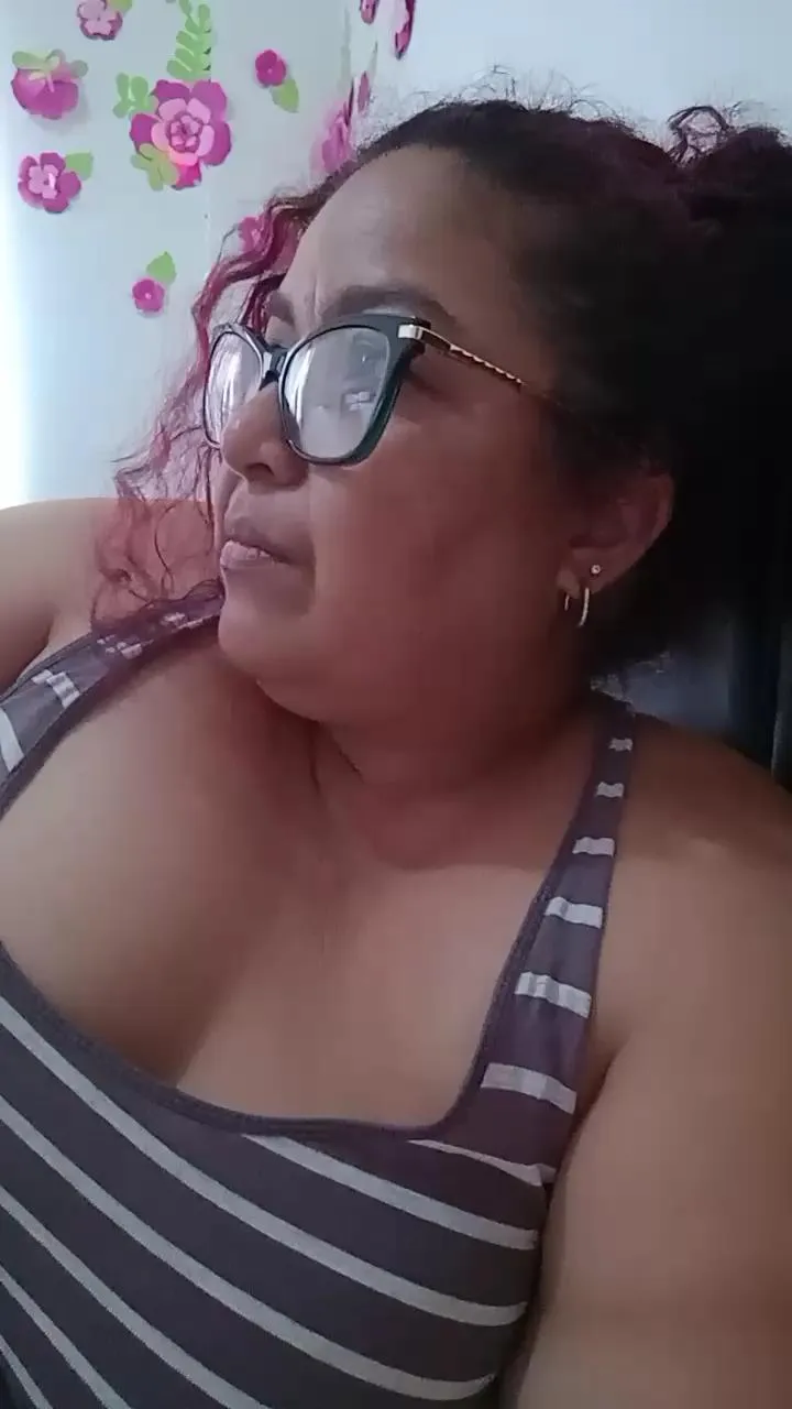 Offline Ladytropical1 on Cam4