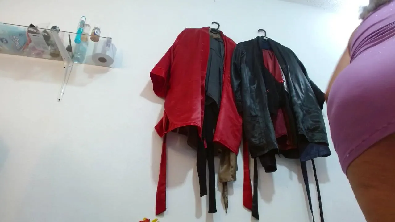 Offline lalisha_96 on Cam4