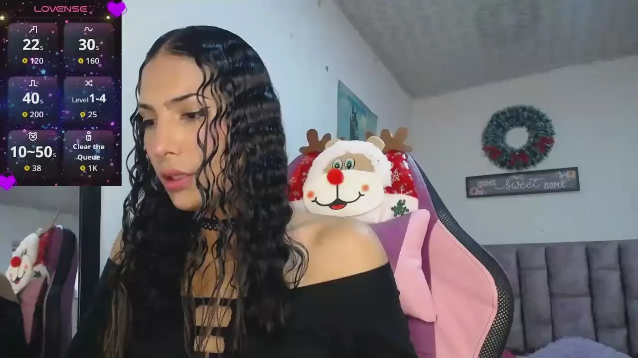 Offline Lanna_horny on Cam4