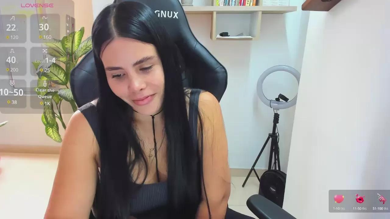 lararoberts_ from Cam4