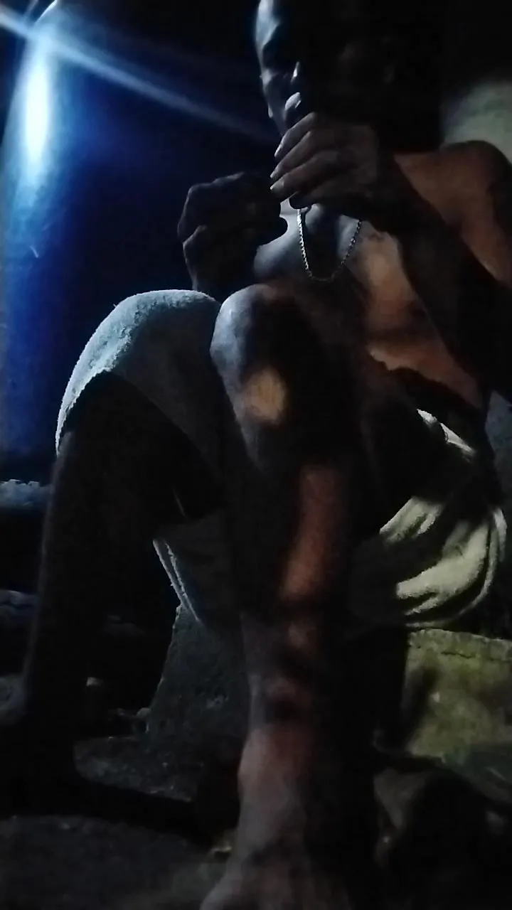 Offline latin_master1 on Cam4