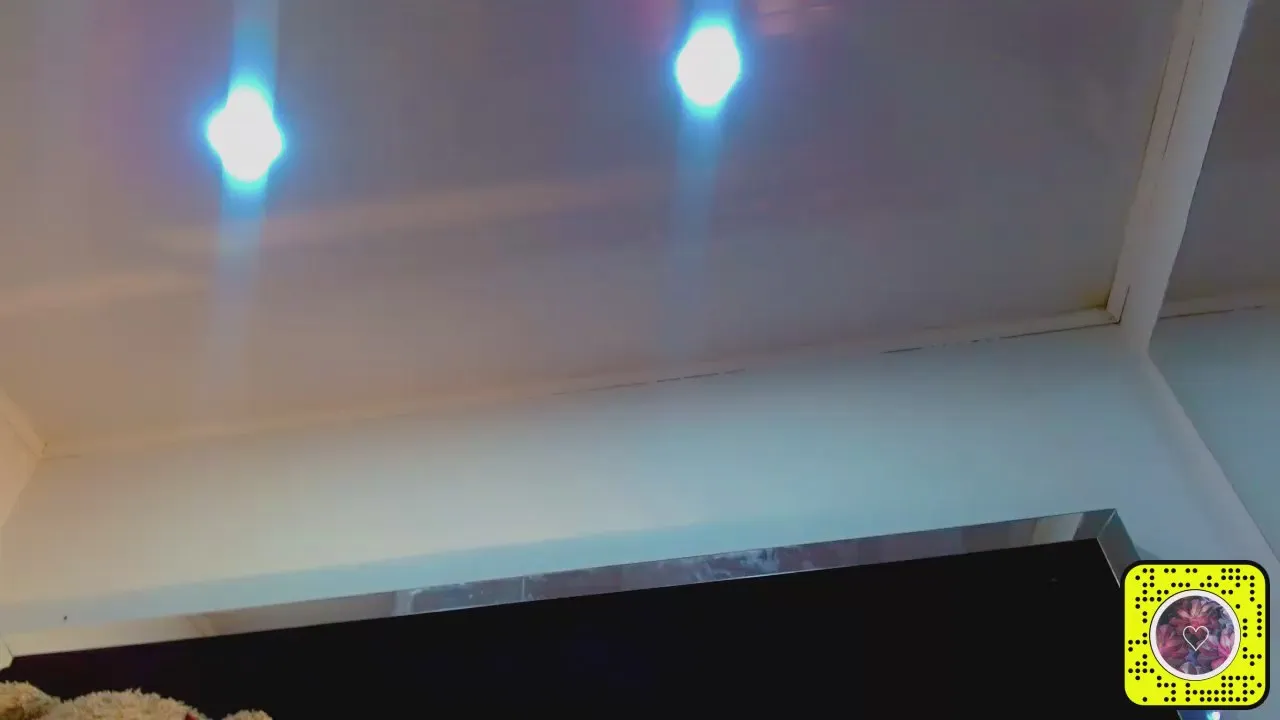 Offline latina_megan on Cam4