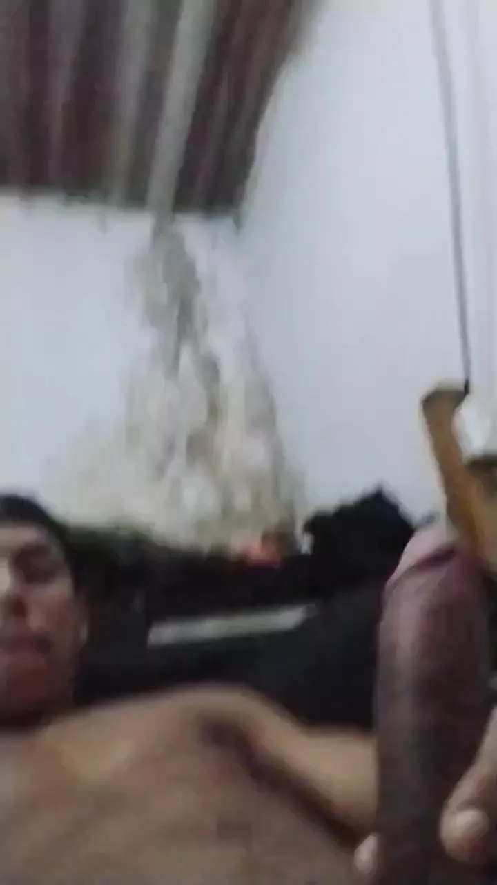 Offline latinboi_sexy on Cam4