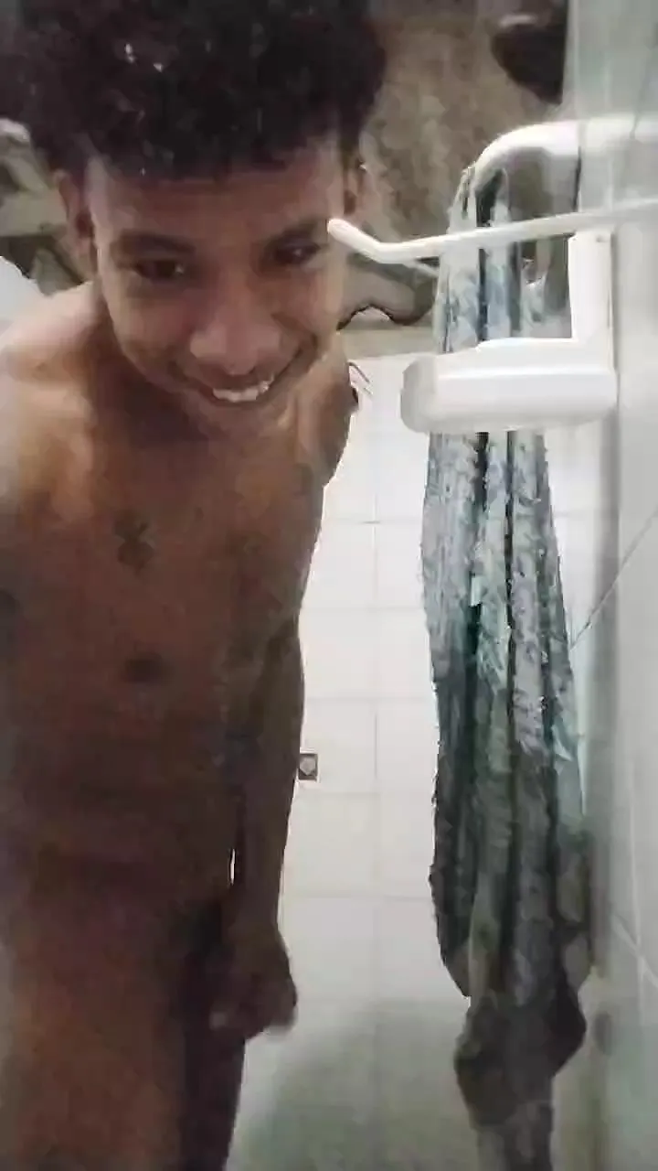 Offline latinboi_sexy on Cam4