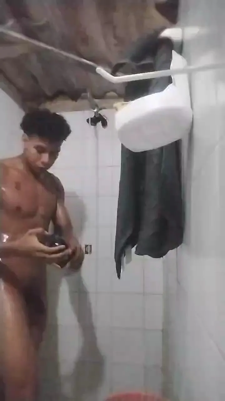 Offline latinboi_sexy on Cam4