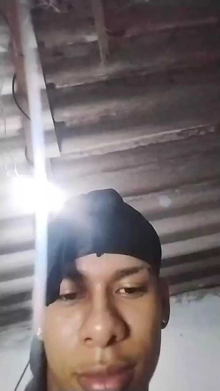 Offline latinboi_sexy on Cam4