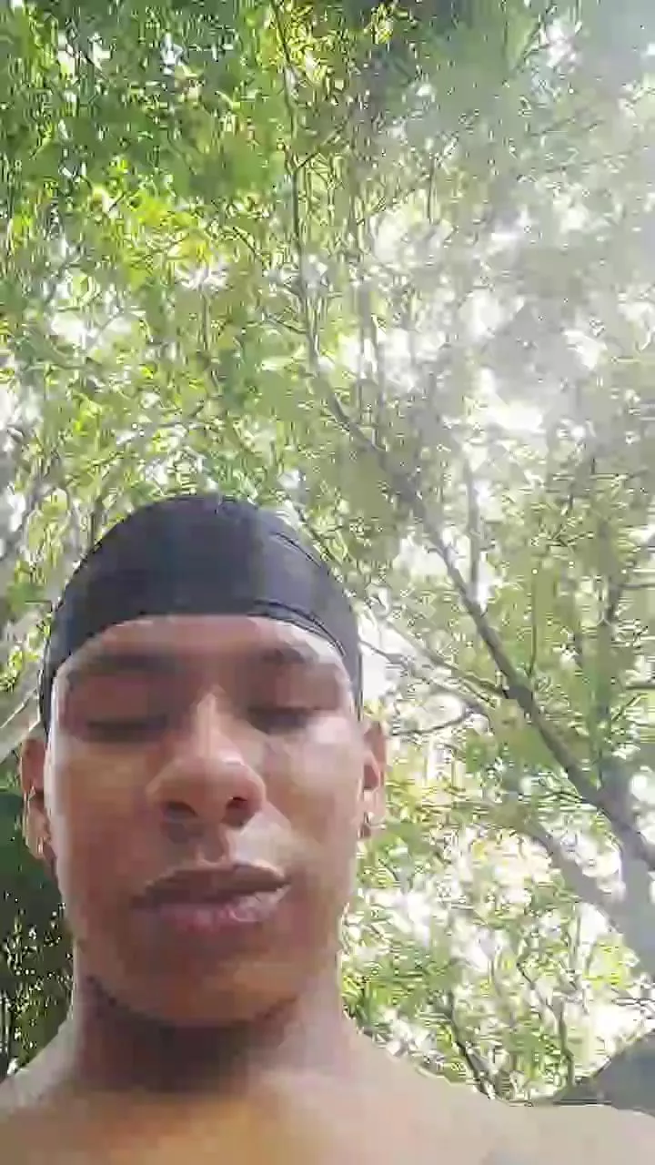 Offline latinboi_sexy on Cam4