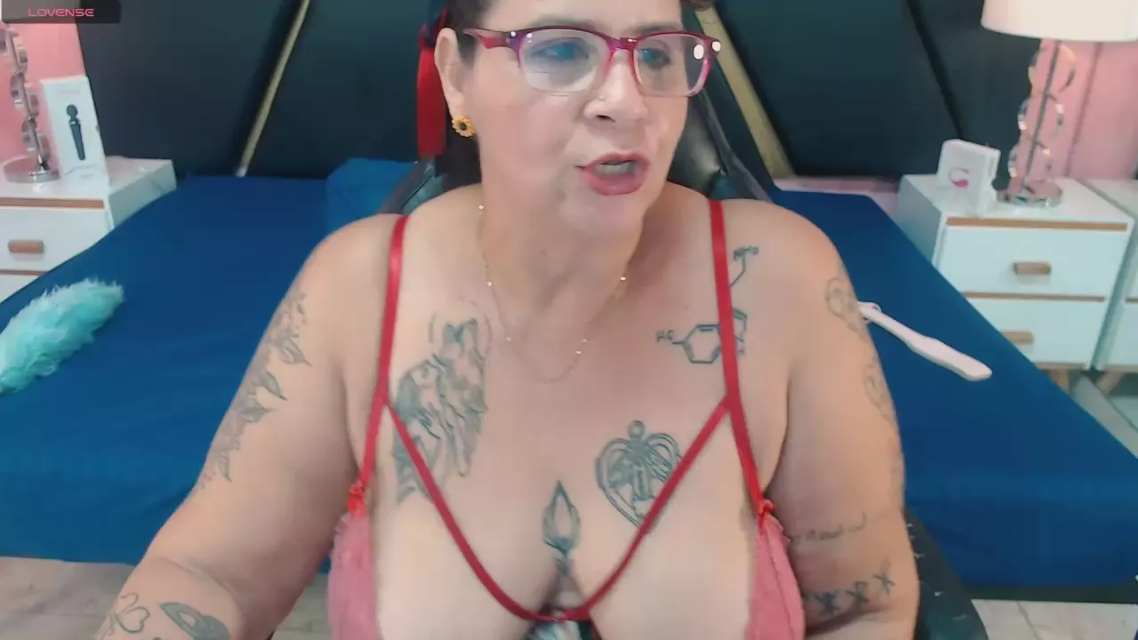 Freechat laura_riley on Cam4