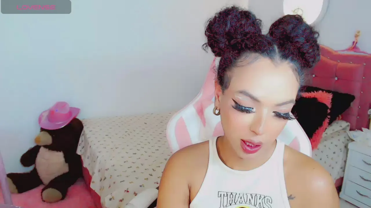 Offline lauracollingsss on Cam4