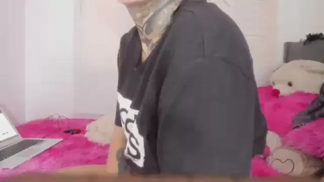 Offline lauramillers on Cam4