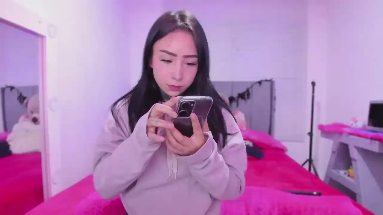 Offline lauramillers on Cam4