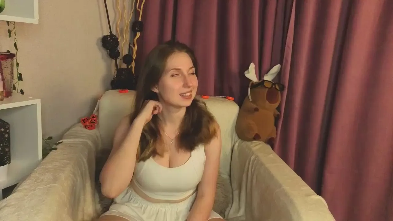 Offline LeighannViereck on Cam4