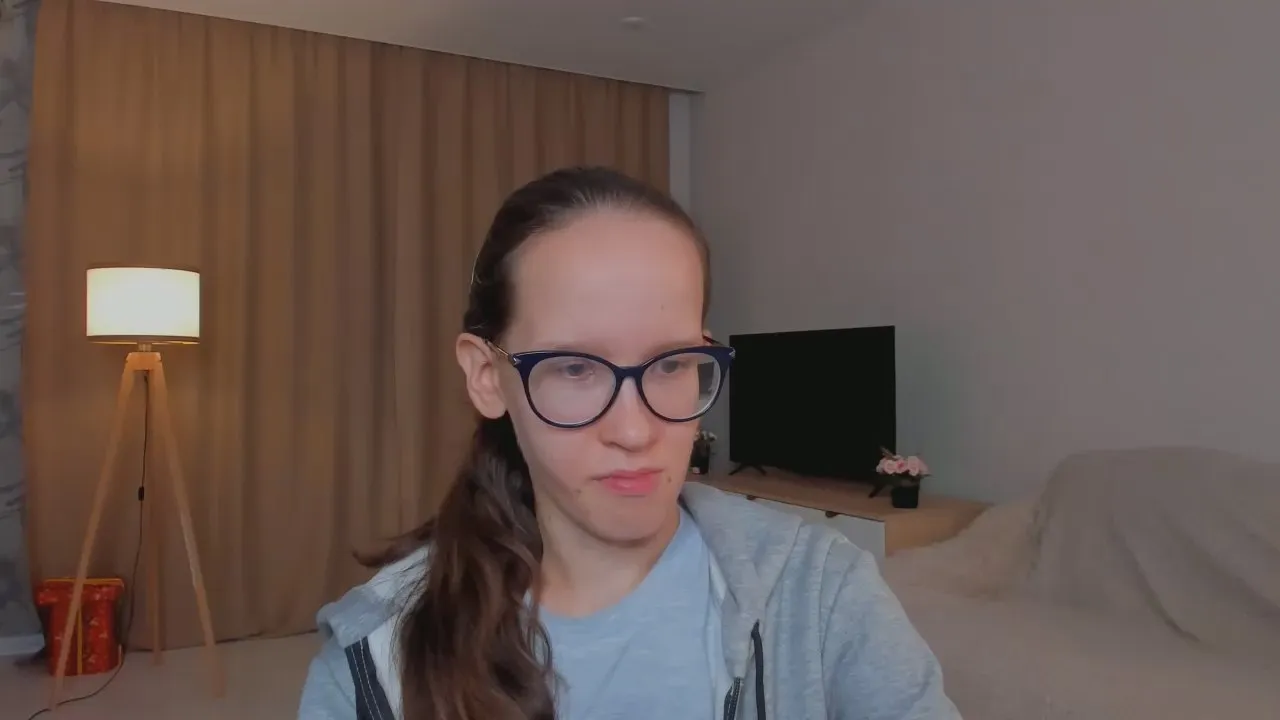 Offline LeilaDurow on Cam4