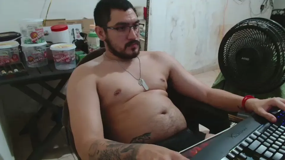 Offline leonino231 on Cam4