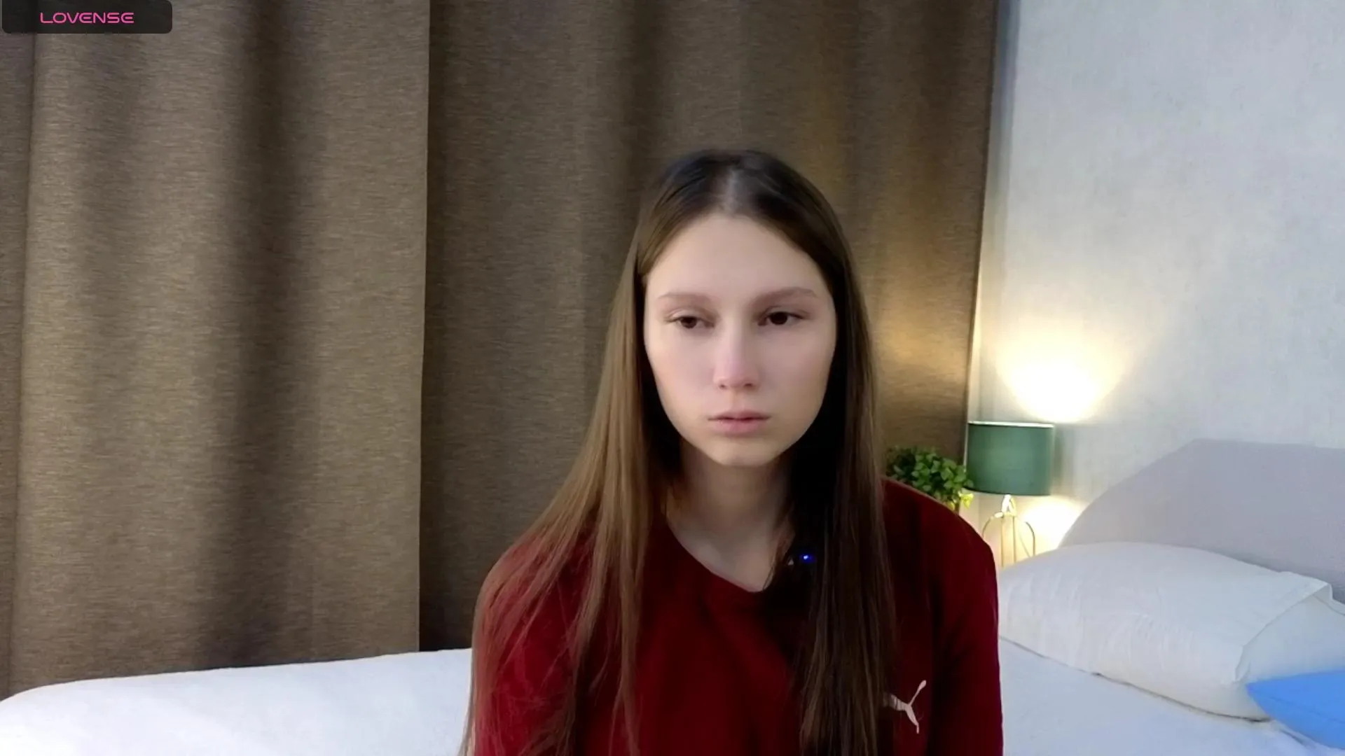 Offline LettieDilgard on Cam4