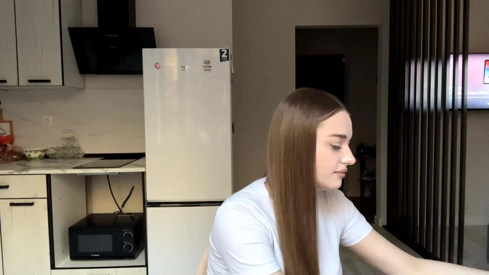 Offline LewisLabove on Cam4