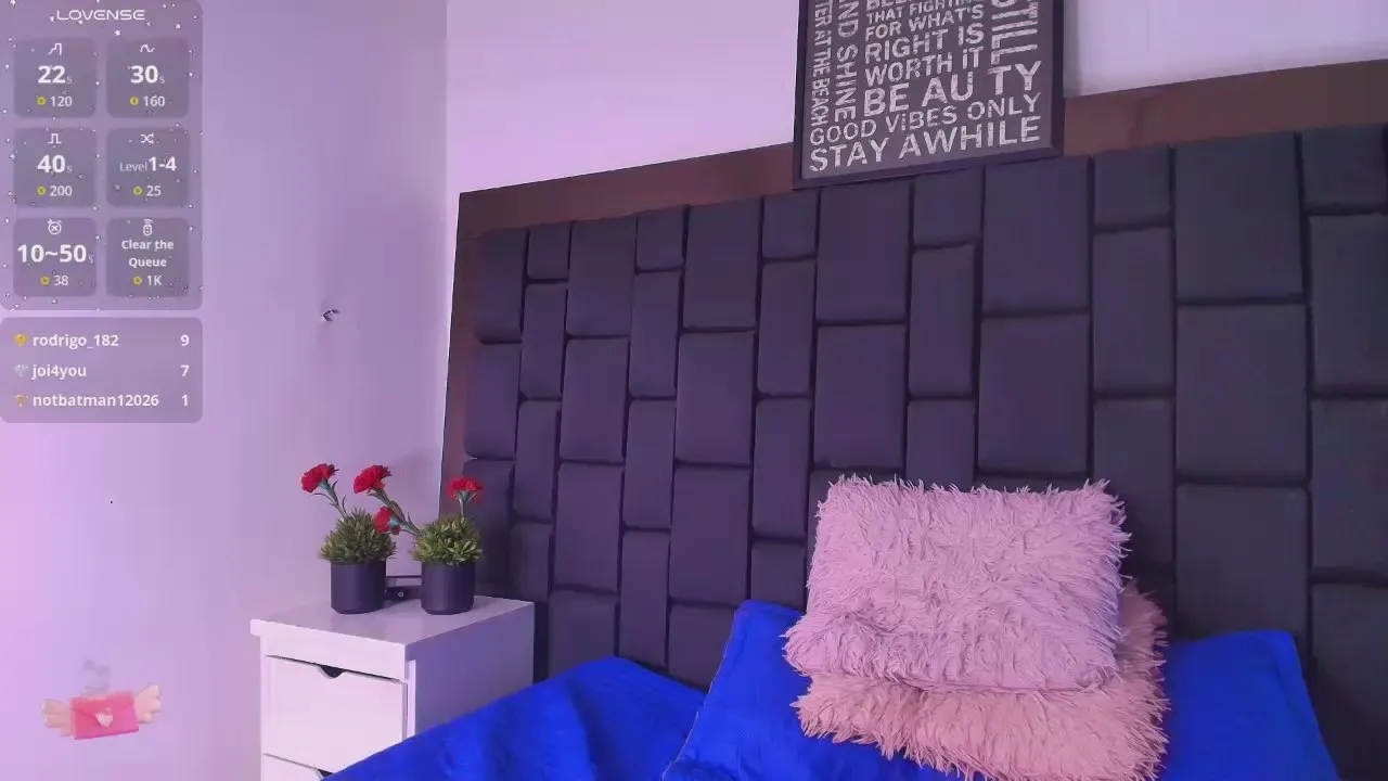 Offline Lexi_Howard on Cam4