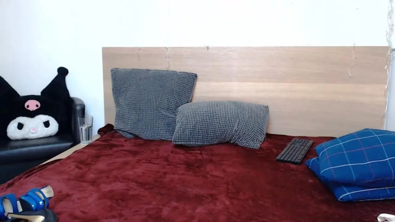 Offline LexyLuvx on Cam4