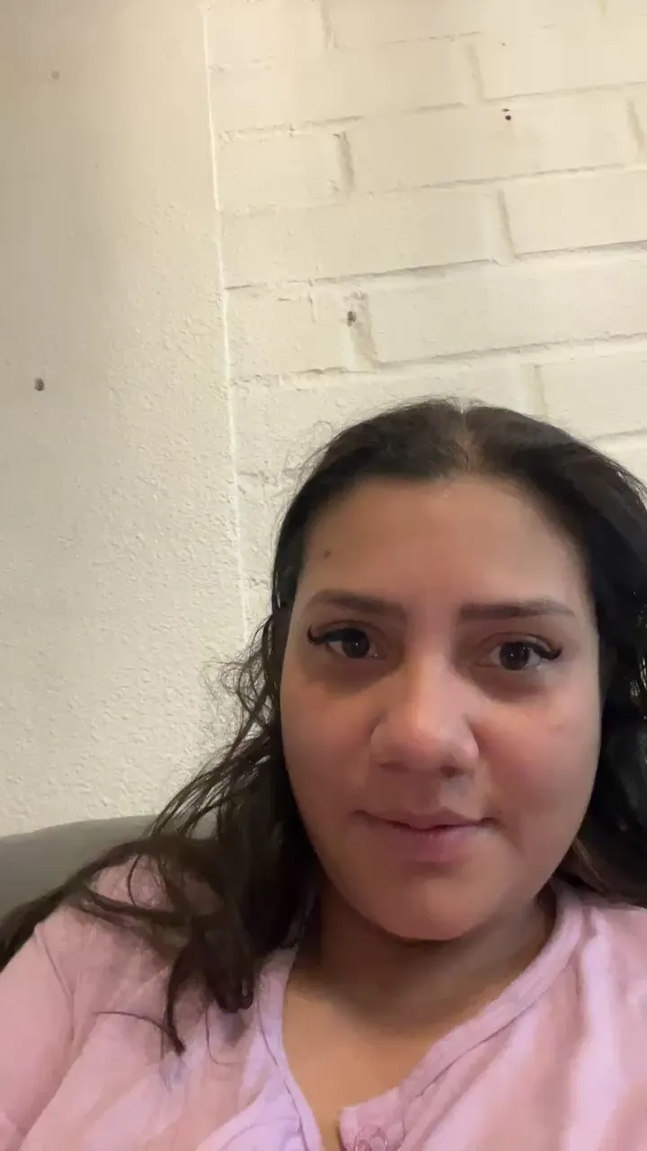 Offline Licrazu2025 on Cam4