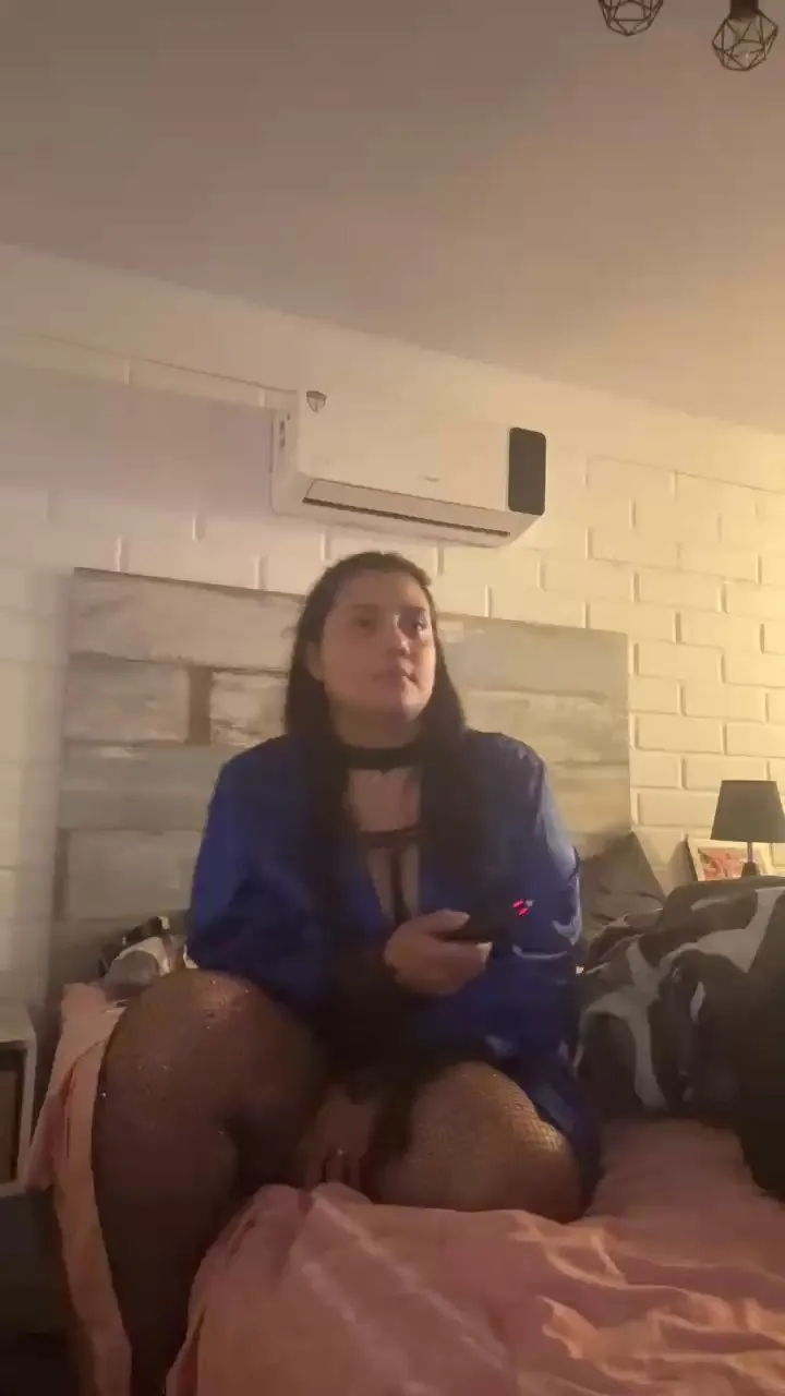 Offline Licrazu2025 on Cam4