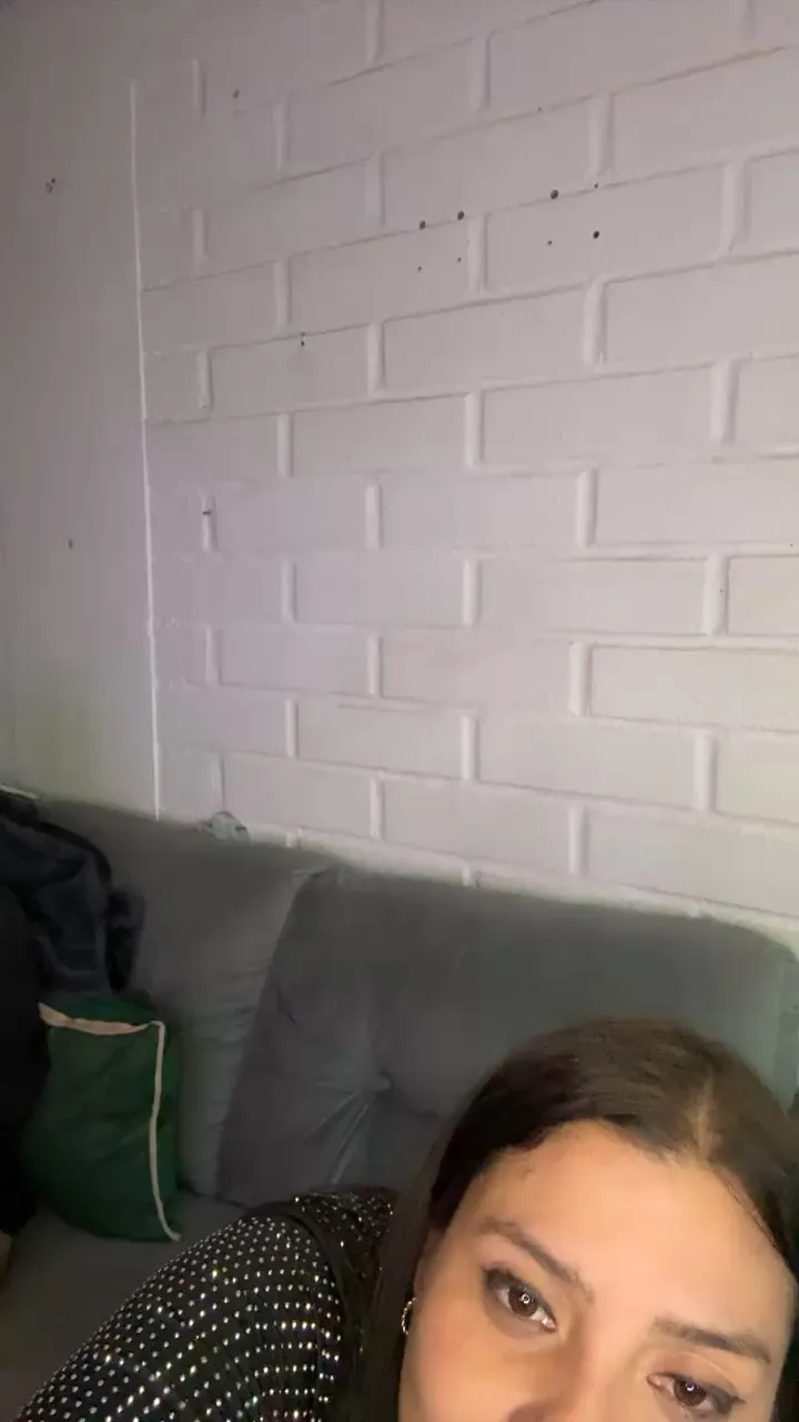 Licrazu2025 — Freechat on Cam4