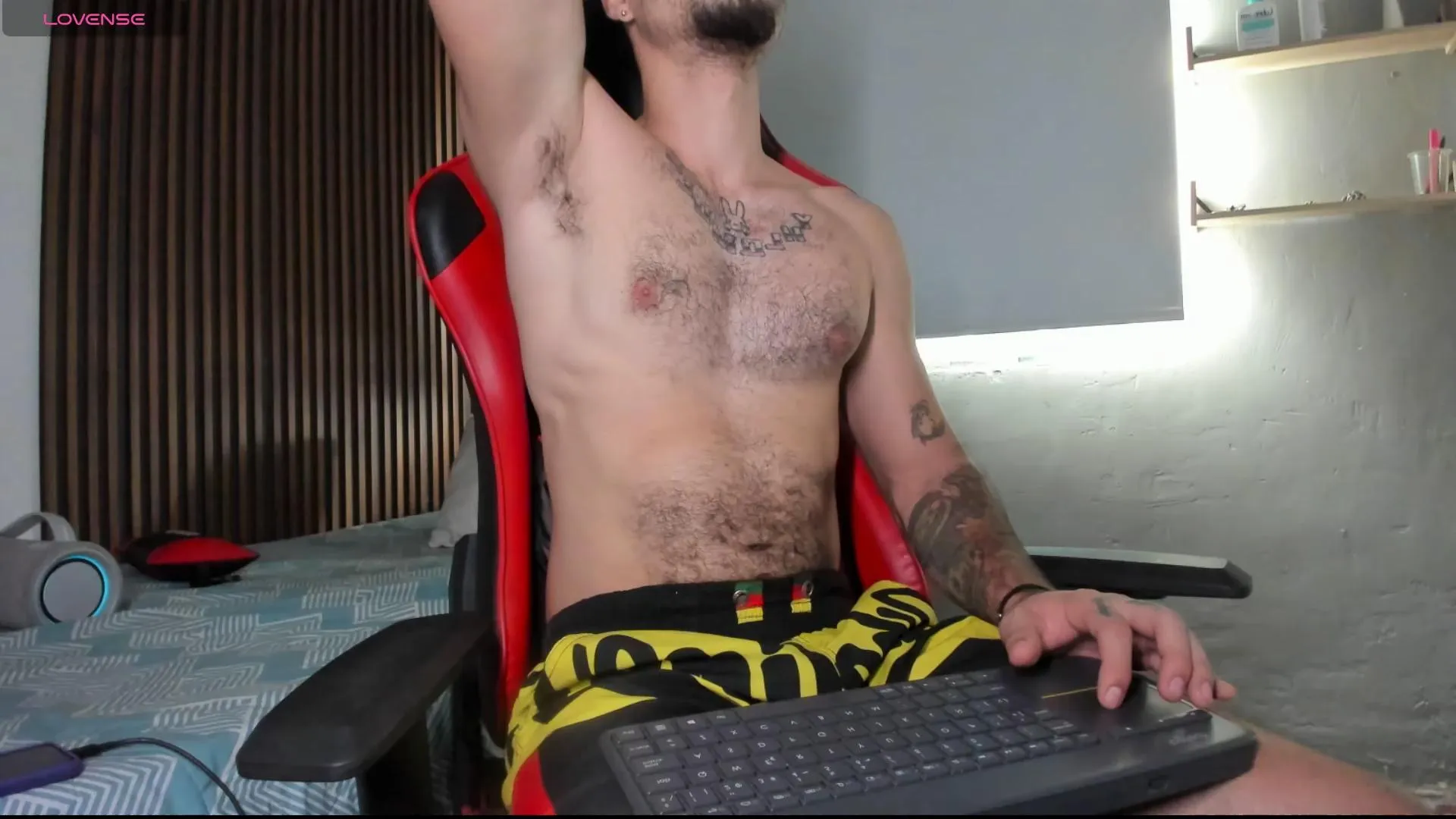 Offline lil_faker on Cam4