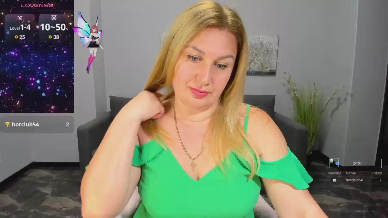 Offline Lili_Crossi on Cam4