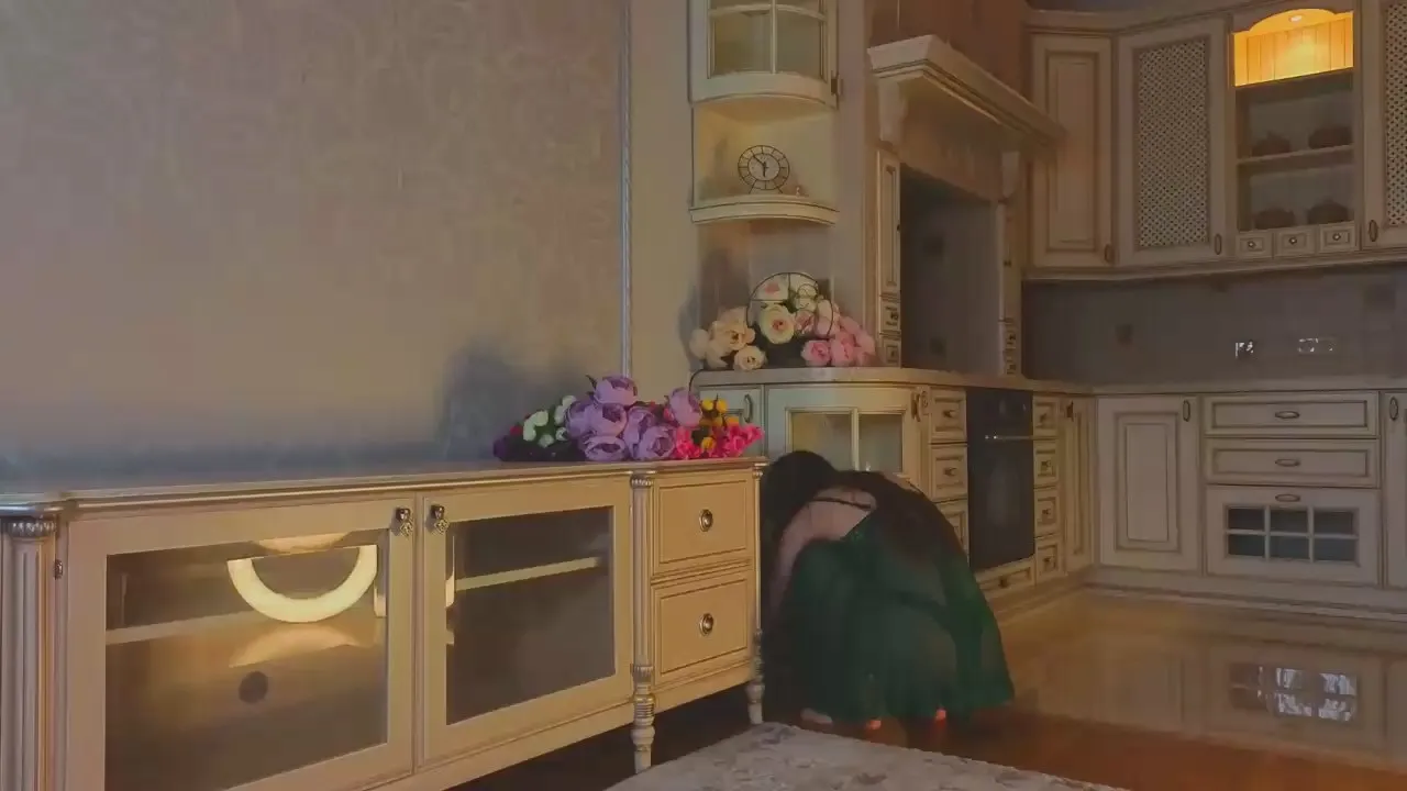 Offline LilianHathaway on Cam4