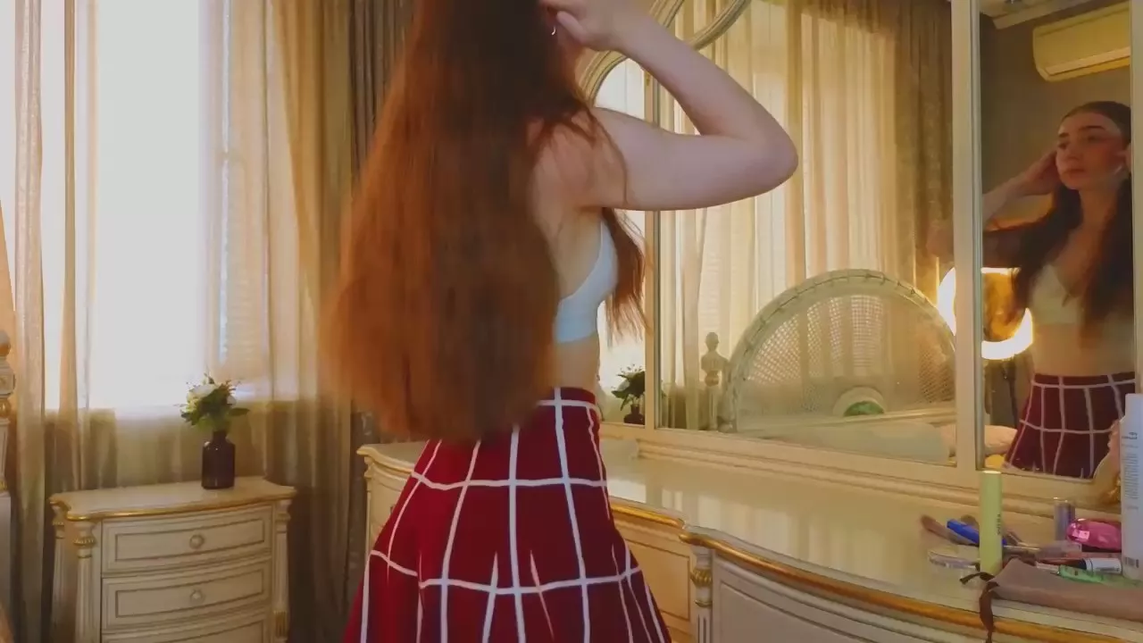 Offline LilianHathaway on Cam4