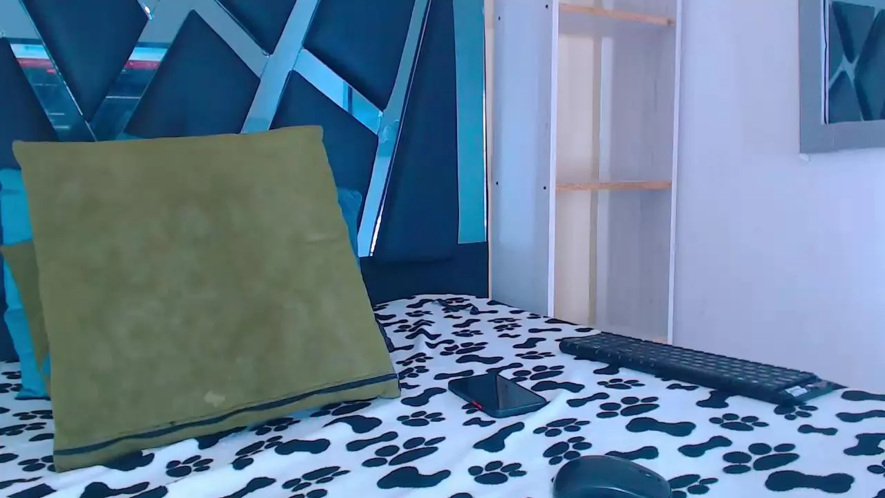 Freechat LiliKaren on Cam4