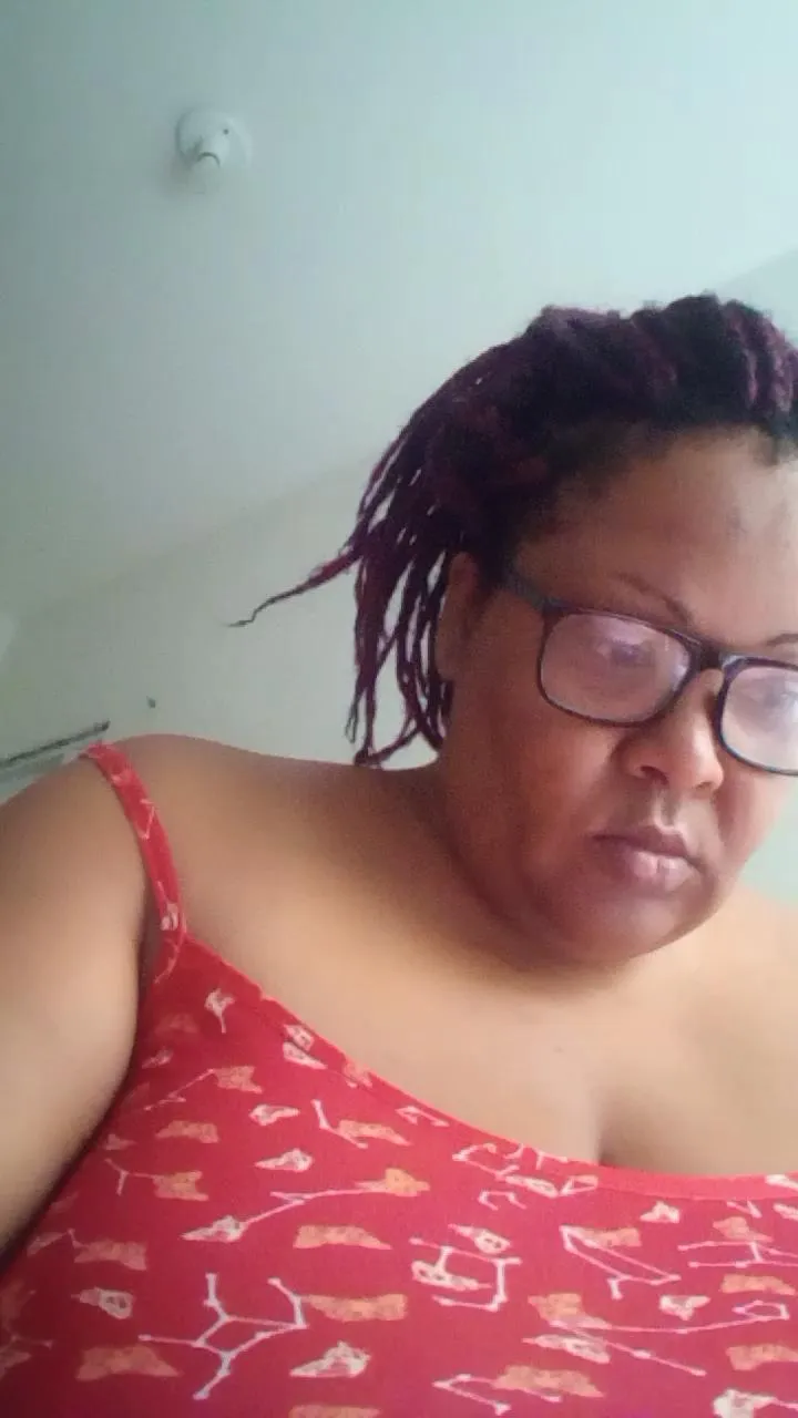 Offline Lilith826 on Cam4