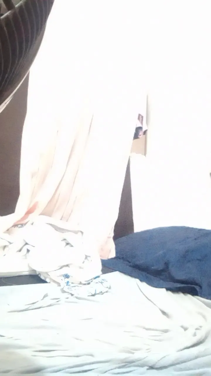 Offline Lilith826 on Cam4