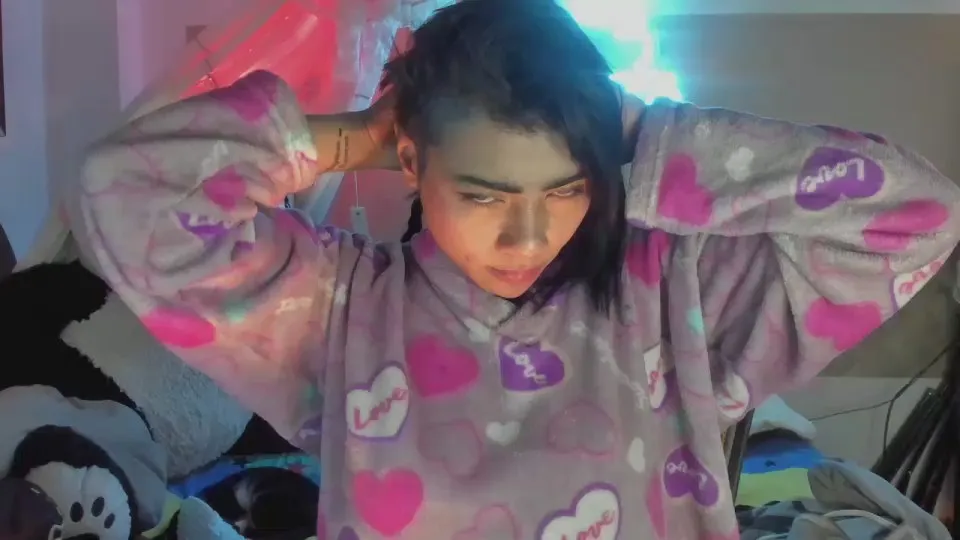 Offline LilithMooree on Cam4