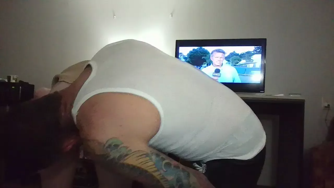 Offline LillysAllYours on Cam4