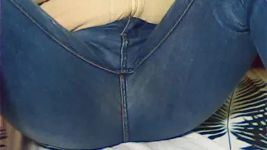 Offline Lily01 on Cam4